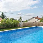 Lavova