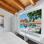 Villa Lavova