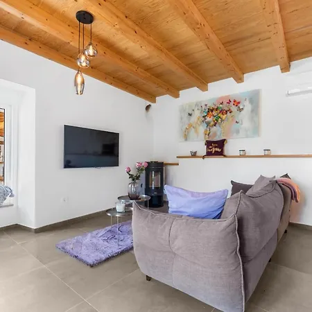 Lavova ברטוניגלה