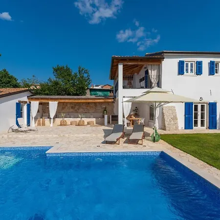 Lavova Vila