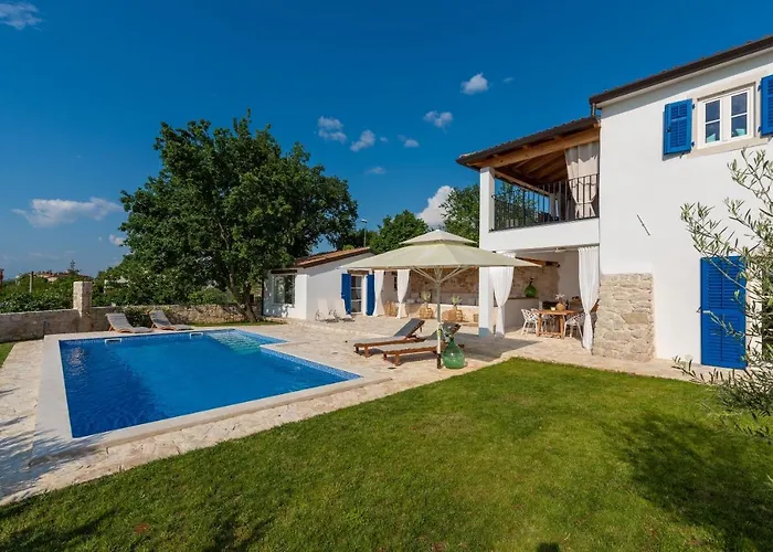 Villa Lavova