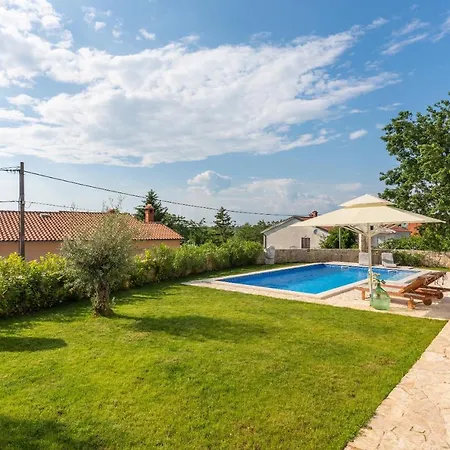 Vila Lavova Brtonigla